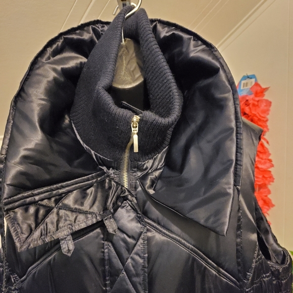 WOMANS LANE BRYANT LITE PUFF VEST 18/20 - Picture 3 of 5